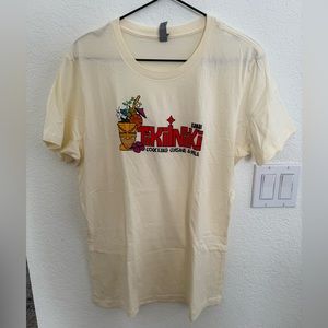 Kauai Tiki Iniki cream tee - fits like a Men’s Small